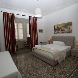 Sleepingenoa , Gênes Italie